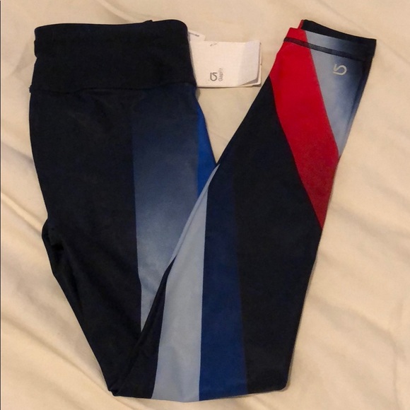 GAP Pants - RESERVED! NWT gfast leggings!